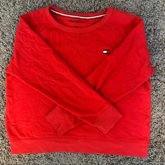 Tommy Hilfiger sweater - Picture 1 of 3
